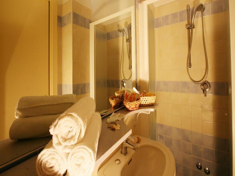 Hotel London Cattolica Luaran gambar