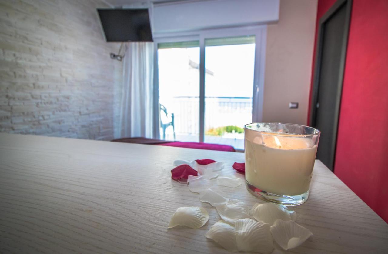 Hotel London Cattolica Luaran gambar