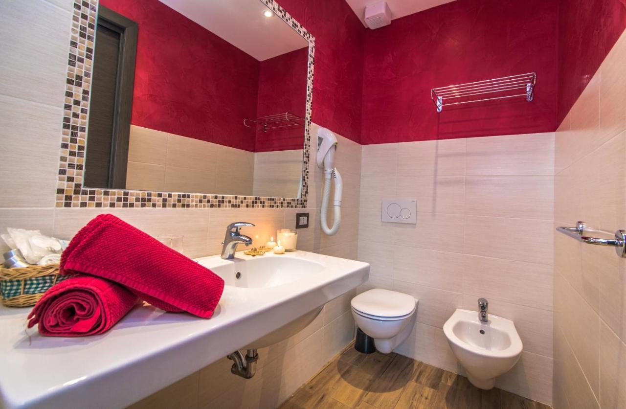 Hotel London Cattolica Luaran gambar