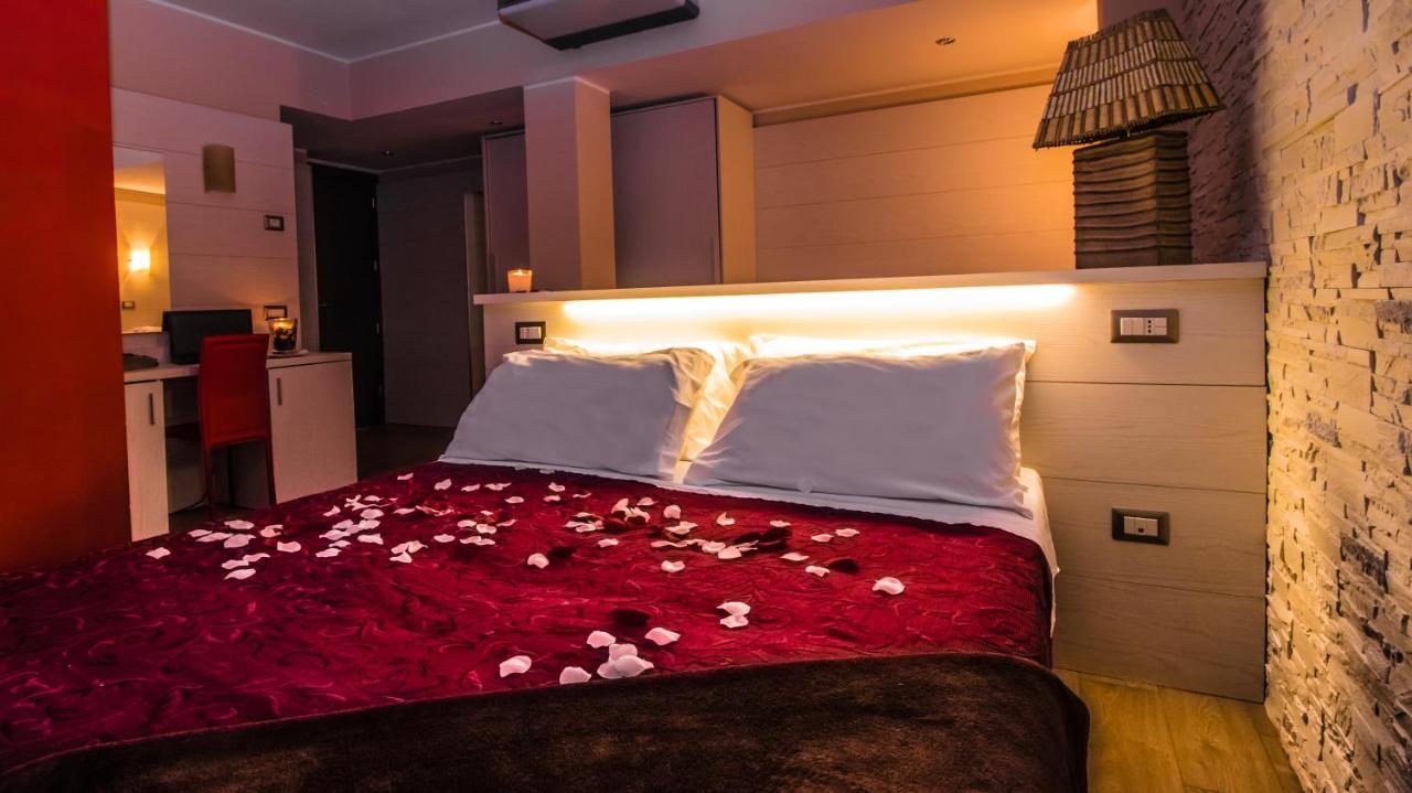 Hotel London Cattolica Luaran gambar