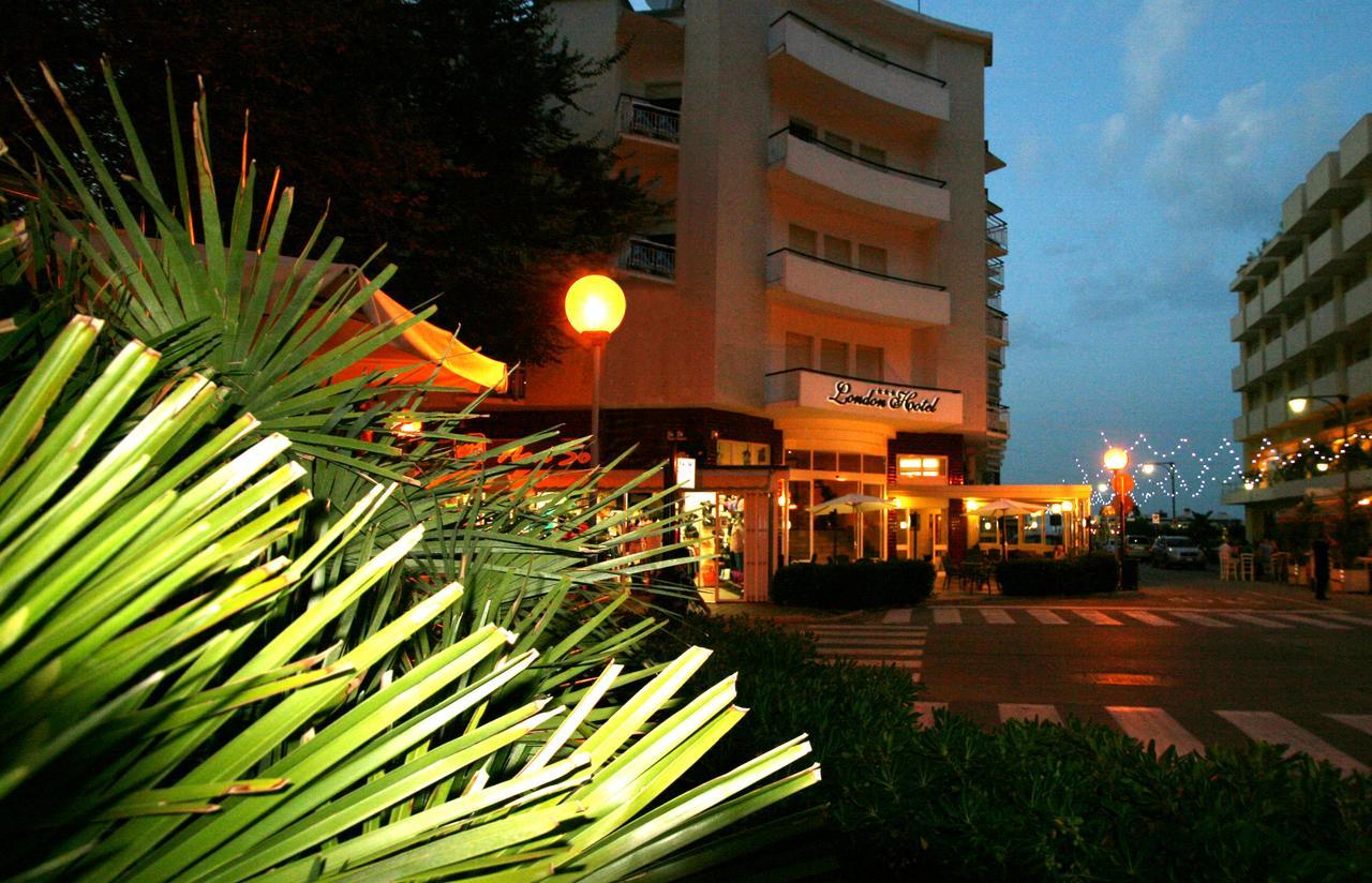 Hotel London Cattolica Luaran gambar